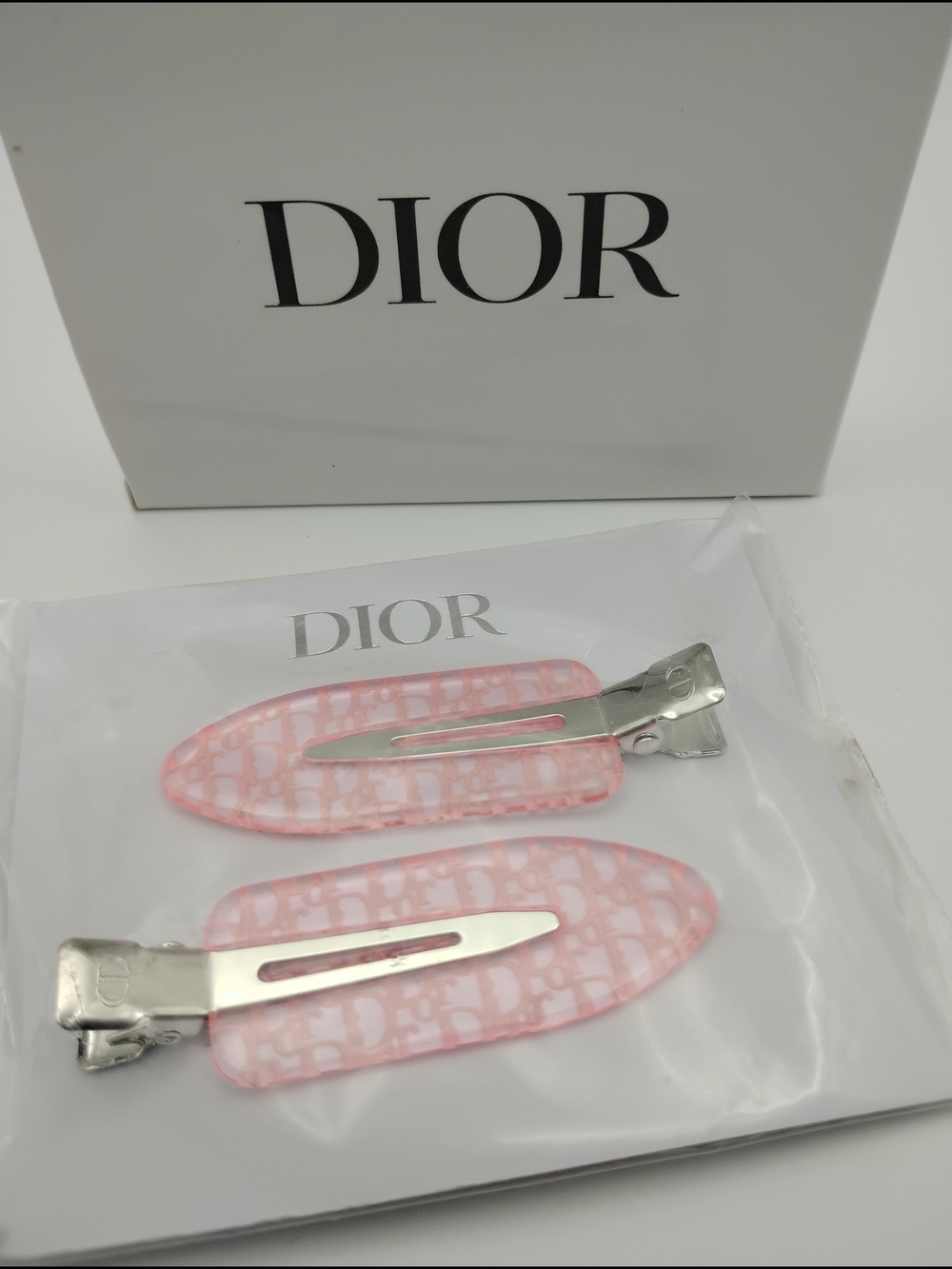 Dior Pink Logo Hair Clip Set BRAND NEW IN THE BOX - Picture 2 of 4